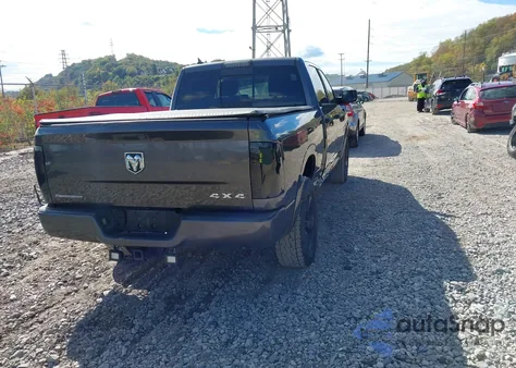 2015 Ram 1500 Outdoorsman z USA, uszkodzony, nr VIN 1C6RR7TT8FS662585